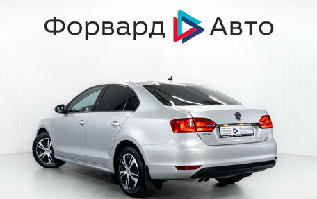 Volkswagen Jetta VI, 2011 год, 950 000 рублей, 6 фотография