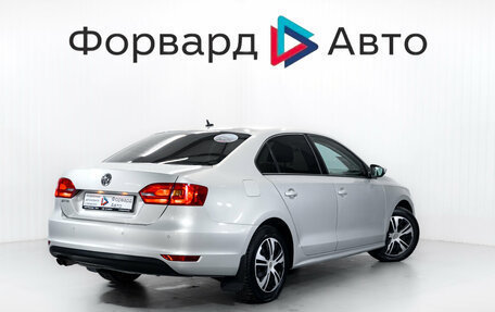 Volkswagen Jetta VI, 2011 год, 950 000 рублей, 8 фотография