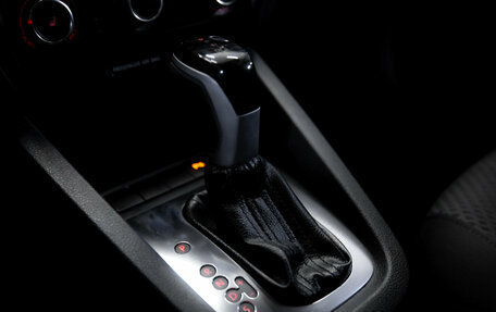 Volkswagen Jetta VI, 2011 год, 950 000 рублей, 22 фотография