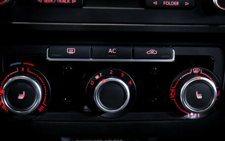 Volkswagen Jetta VI, 2011 год, 950 000 рублей, 21 фотография