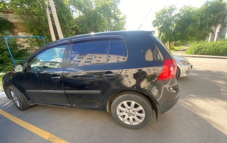 Volkswagen Golf V, 2005 год, 446 000 рублей, 2 фотография