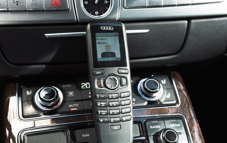 Audi A8, 2012 год, 2 500 000 рублей, 17 фотография