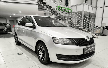 Skoda Rapid I, 2018 год, 1 450 000 рублей, 3 фотография