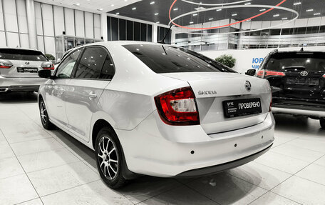 Skoda Rapid I, 2018 год, 1 450 000 рублей, 8 фотография