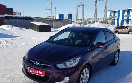 Hyundai Solaris II рестайлинг, 2012 год, 850 000 рублей, 10 фотография