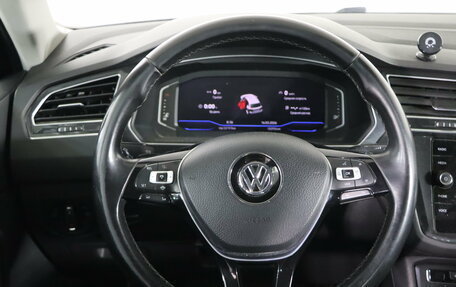 Volkswagen Tiguan II, 2019 год, 2 499 990 рублей, 14 фотография