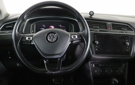 Volkswagen Tiguan II, 2019 год, 2 499 990 рублей, 12 фотография