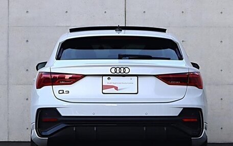 Audi Q3, 2022 год, 2 150 001 рублей, 7 фотография