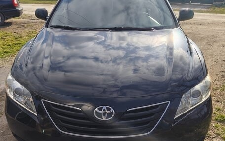 Toyota Camry, 2007 год, 890 000 рублей, 1 фотография