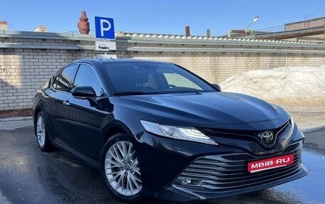 Toyota Camry, 2018 год, 3 150 000 рублей, 1 фотография