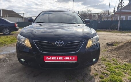 Toyota Camry, 2007 год, 890 000 рублей, 2 фотография