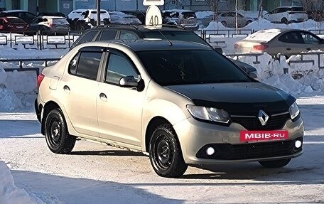 Renault Logan II, 2016 год, 550 000 рублей, 2 фотография