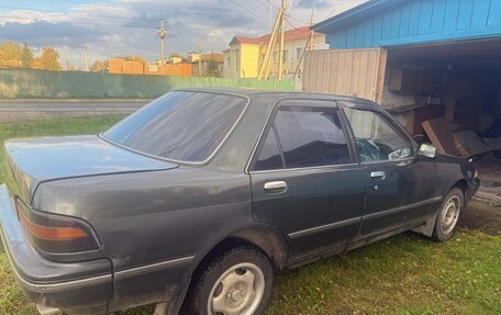 Toyota Carina, 1988 год, 100 000 рублей, 1 фотография
