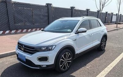 Volkswagen T-Roc I, 2022 год, 2 750 000 рублей, 1 фотография