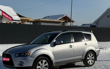 Mitsubishi Outlander III рестайлинг 3, 2011 год, 1 350 000 рублей, 1 фотография