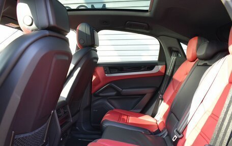 Porsche Cayenne III, 2023 год, 14 790 000 рублей, 17 фотография