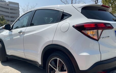 Honda Vezel, 2022 год, 1 410 840 рублей, 7 фотография