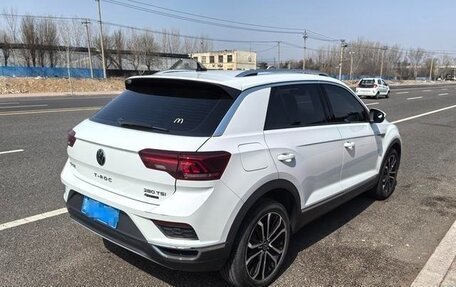 Volkswagen T-Roc I, 2022 год, 2 750 000 рублей, 4 фотография