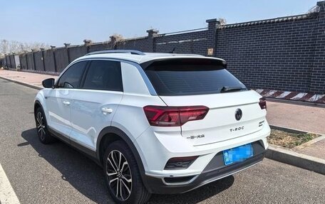 Volkswagen T-Roc I, 2022 год, 2 750 000 рублей, 6 фотография