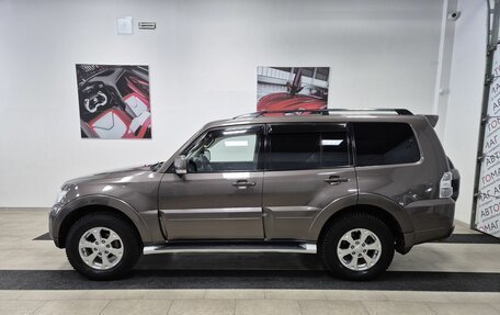 Mitsubishi Pajero IV, 2015 год, 2 196 000 рублей, 4 фотография