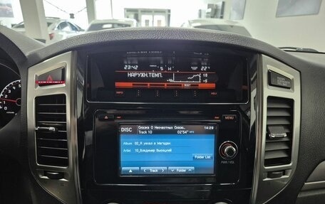 Mitsubishi Pajero IV, 2015 год, 2 196 000 рублей, 23 фотография