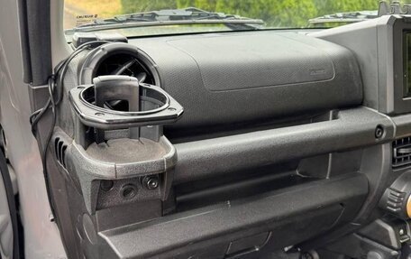 Suzuki Jimny, 2021 год, 1 450 000 рублей, 14 фотография