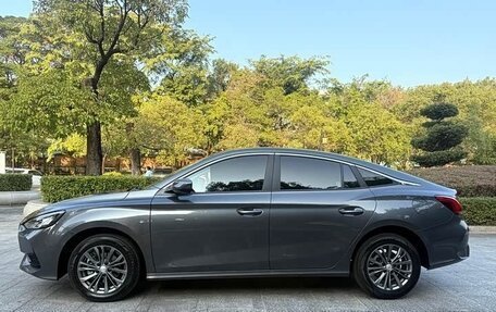 MG 5, 2023 год, 1 000 600 рублей, 2 фотография