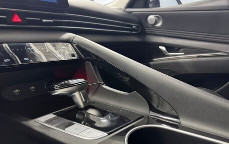 Hyundai Elantra, 2023 год, 1 685 000 рублей, 12 фотография