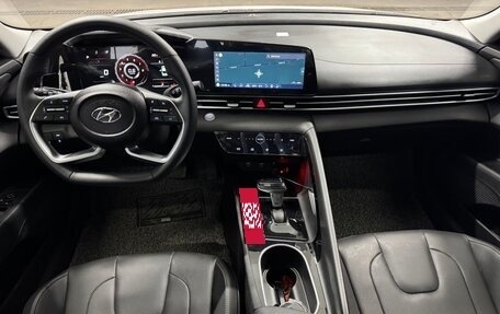 Hyundai Elantra, 2023 год, 1 685 000 рублей, 16 фотография