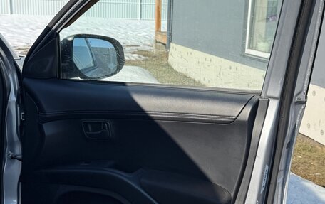 Mitsubishi Outlander III рестайлинг 3, 2011 год, 1 350 000 рублей, 6 фотография