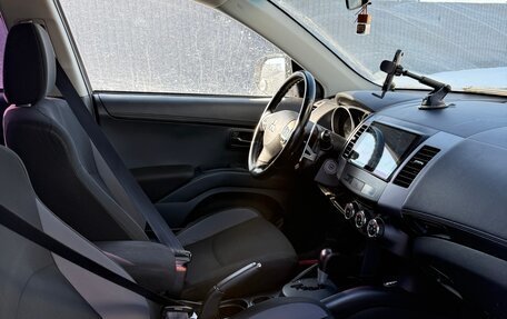 Mitsubishi Outlander III рестайлинг 3, 2011 год, 1 350 000 рублей, 3 фотография