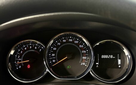 Renault Logan II, 2020 год, 1 335 000 рублей, 9 фотография