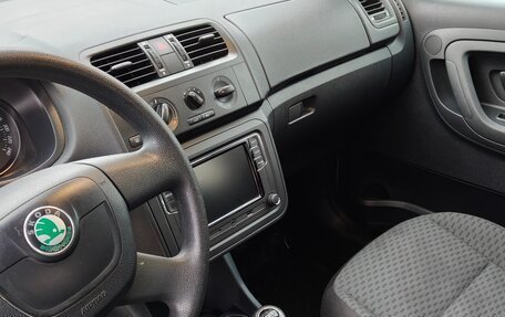 Skoda Fabia II, 2011 год, 795 000 рублей, 28 фотография