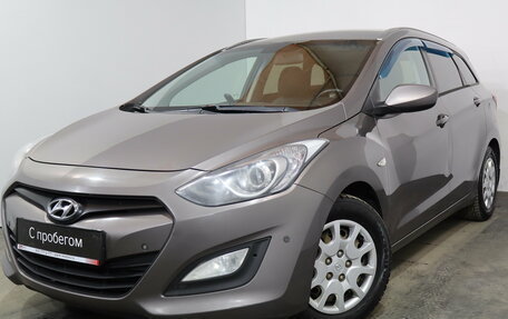 Hyundai i30 II рестайлинг, 2013 год, 899 000 рублей, 3 фотография