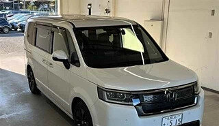 Honda Stepwgn, 2022 год, 2 330 000 рублей, 2 фотография