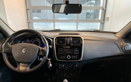 Renault Sandero II рестайлинг, 2016 год, 927 000 рублей, 9 фотография