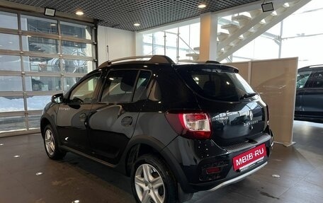 Renault Sandero II рестайлинг, 2016 год, 927 000 рублей, 5 фотография