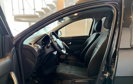 Renault Sandero II рестайлинг, 2016 год, 927 000 рублей, 13 фотография