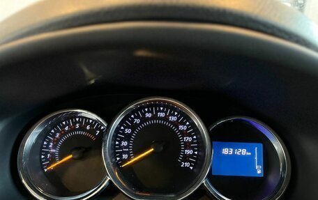 Renault Sandero II рестайлинг, 2016 год, 927 000 рублей, 27 фотография