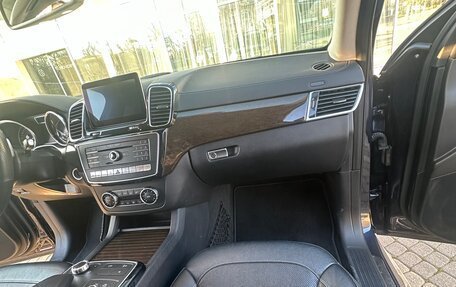 Mercedes-Benz GLS, 2016 год, 3 900 000 рублей, 17 фотография