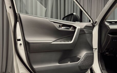 Toyota RAV4, 2025 год, 4 330 000 рублей, 11 фотография