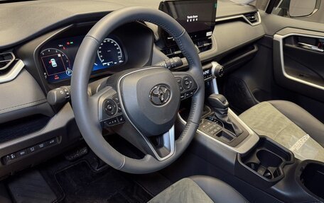 Toyota RAV4, 2025 год, 4 330 000 рублей, 15 фотография