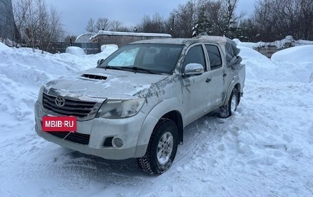 Toyota Hilux VII, 2012 год, 1 100 000 рублей, 6 фотография