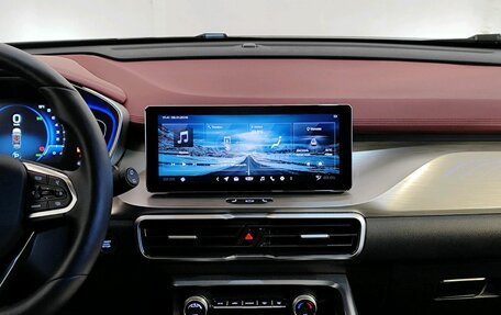 Geely Coolray I, 2023 год, 1 989 000 рублей, 9 фотография