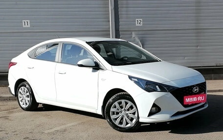 Hyundai Solaris II рестайлинг, 2020 год, 929 000 рублей, 3 фотография