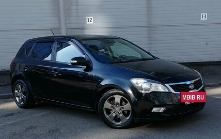 KIA cee'd I рестайлинг, 2010 год, 649 000 рублей, 3 фотография