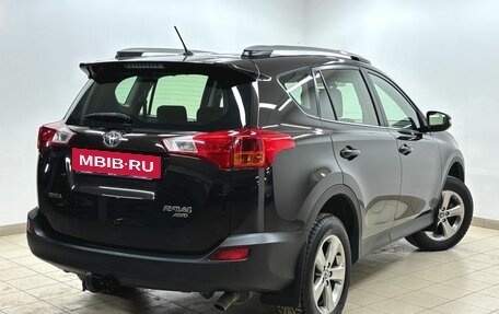 Toyota RAV4, 2015 год, 1 899 000 рублей, 4 фотография