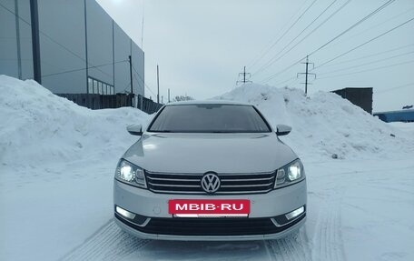 Volkswagen Passat B7, 2013 год, 850 000 рублей, 2 фотография