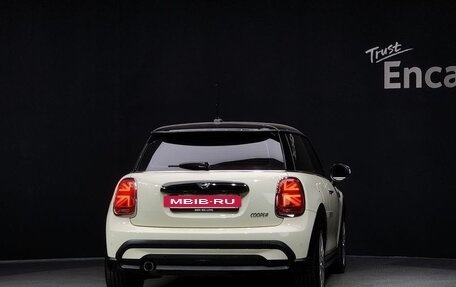 MINI Cabrio, 2022 год, 2 200 000 рублей, 4 фотография