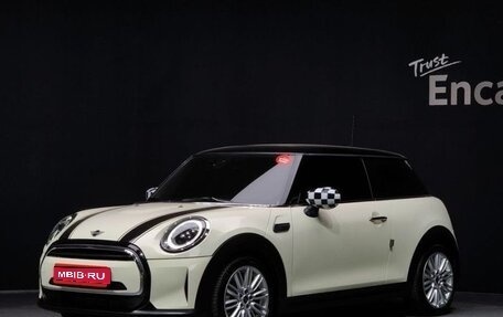 MINI Cabrio, 2022 год, 2 200 000 рублей, 1 фотография